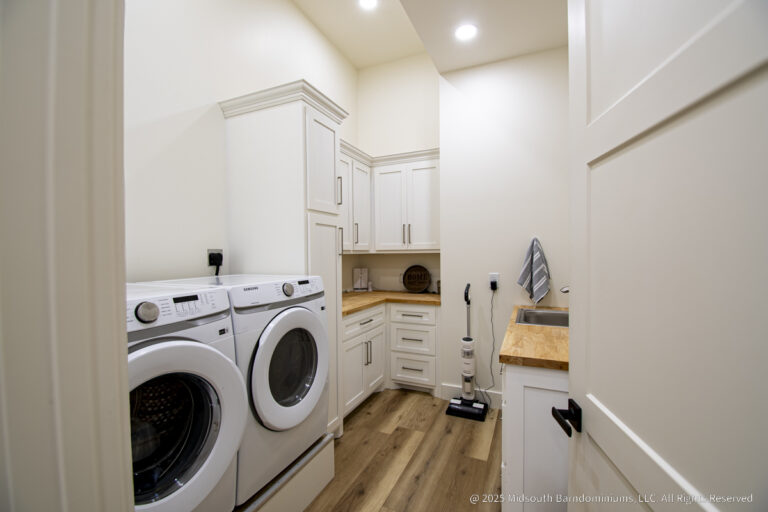 Jasmine Custom Laundry Room